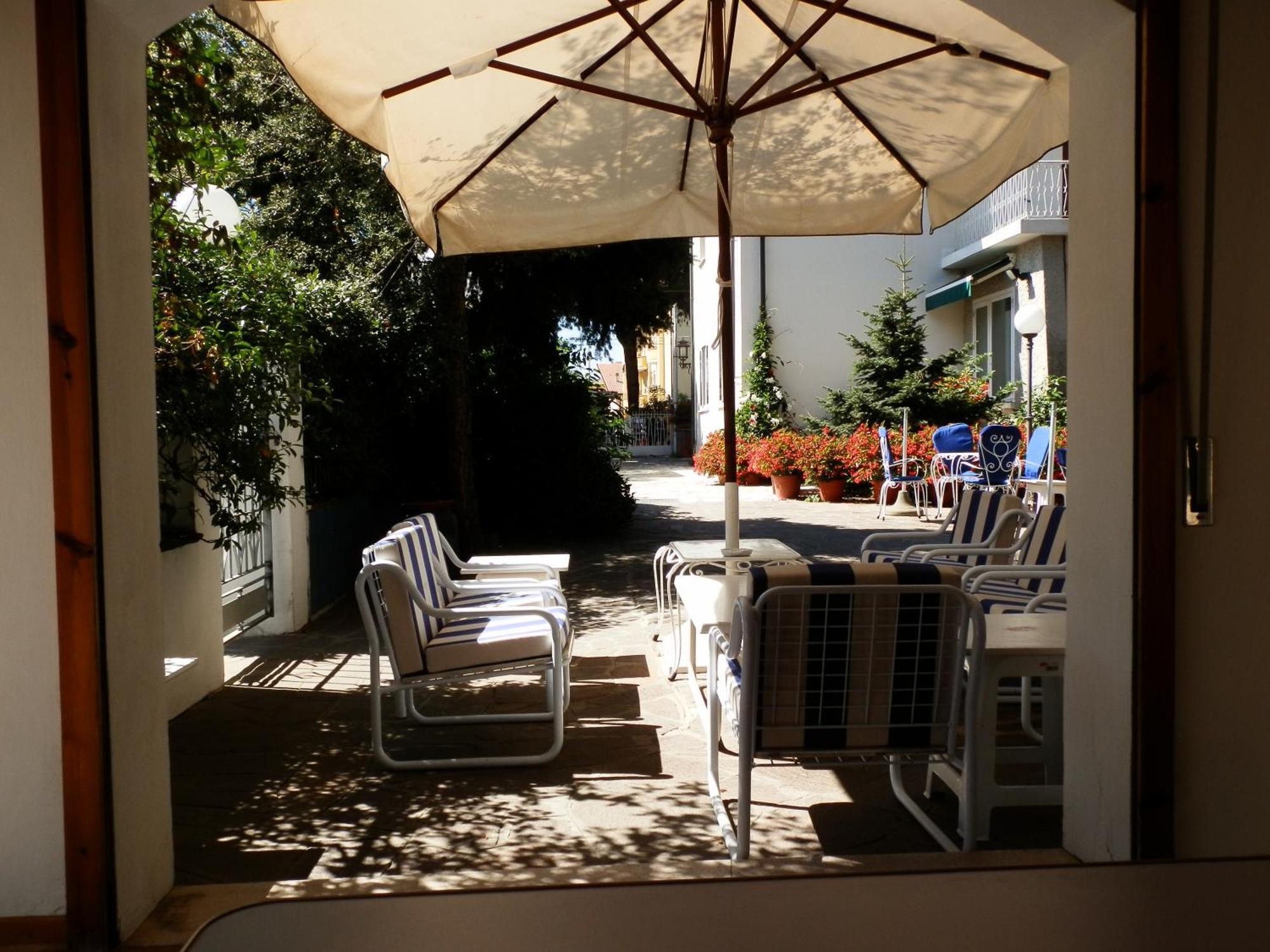 Hotel Nautic B&B Bellaria-Igea Marina Eksteriør billede