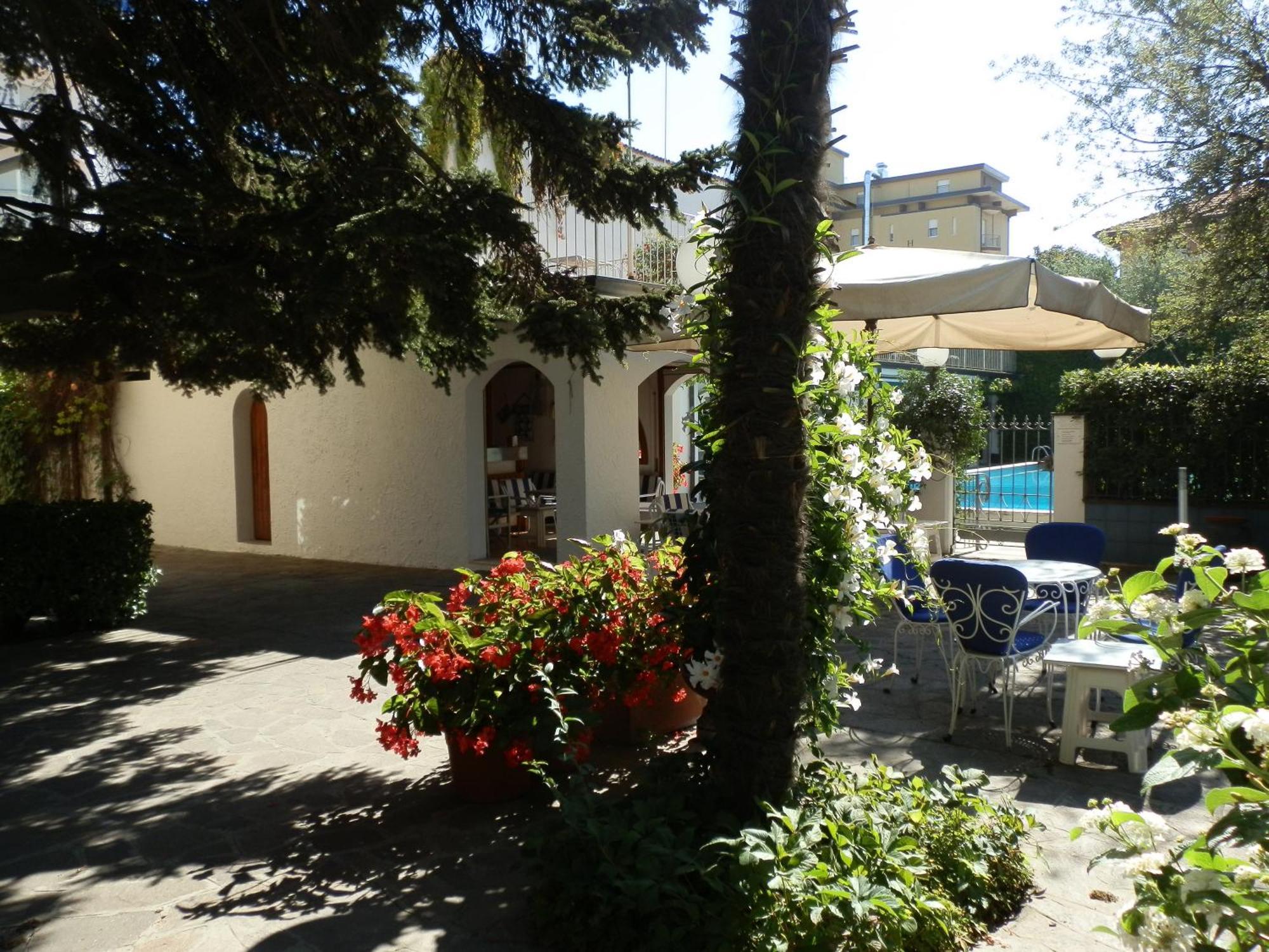 Hotel Nautic B&B Bellaria-Igea Marina Eksteriør billede