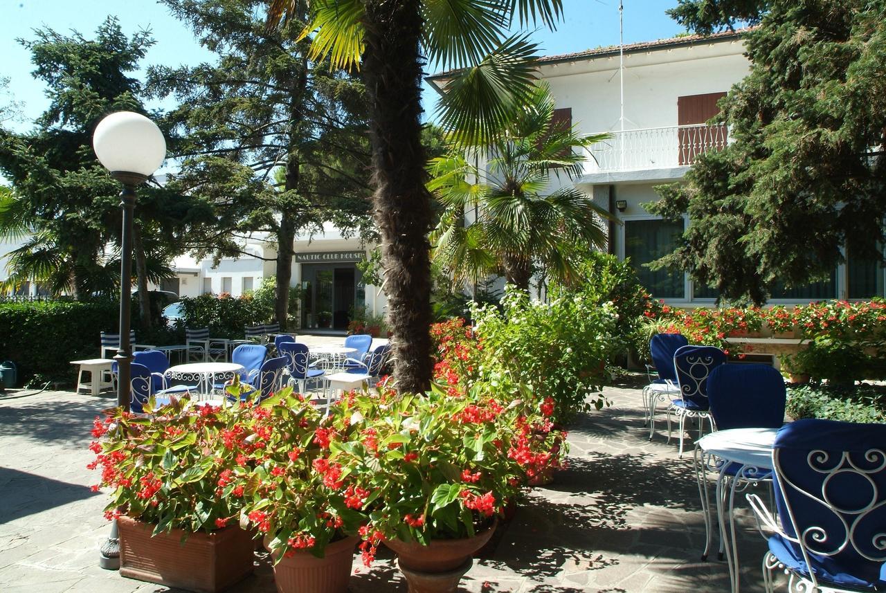 Hotel Nautic B&B Bellaria-Igea Marina Eksteriør billede