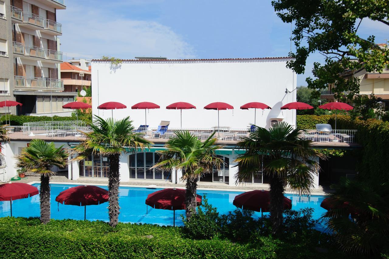 Hotel Nautic B&B Bellaria-Igea Marina Eksteriør billede